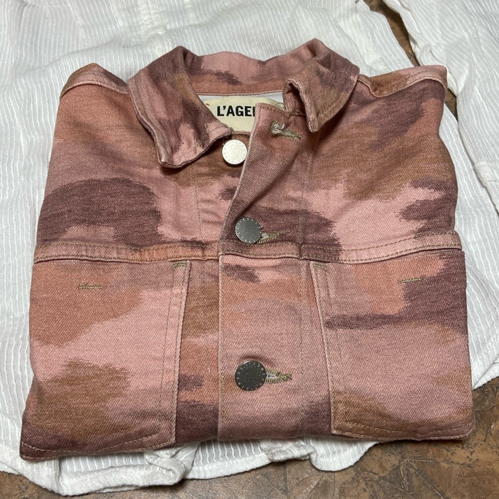 L'AGENCE Janice In Nude Rose Camo Jean jacket, size M